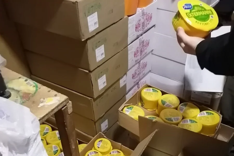 На рынке Санкт-Петербурга изъяты сигареты без маркировки